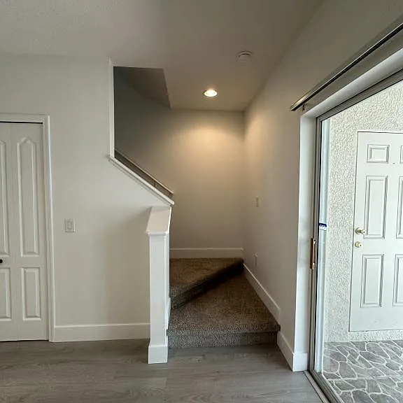 15752 Fishhawk Falls Dr — Photo 12