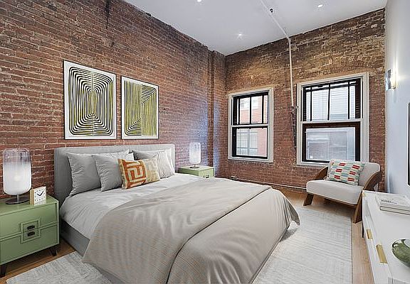 5th image of 462 Greenwich St APT 5