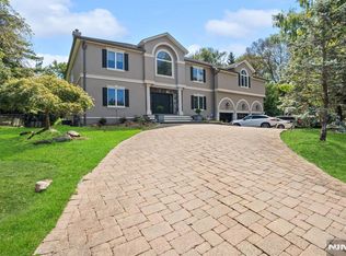 74 Sherwood Road, Norwood, NJ 07648