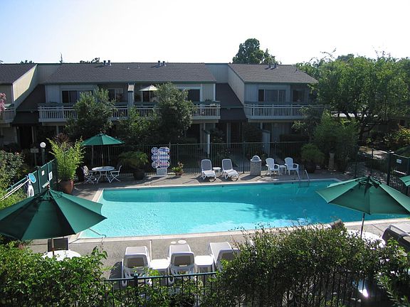 2nd image of 615 Blossom Hill Rd #13