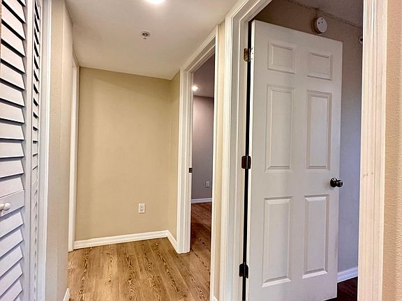 5th image of 1305 Franklin St #105