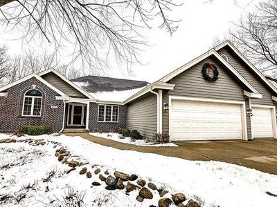 4575 S Mary Ln, New Berlin, WI, 53151