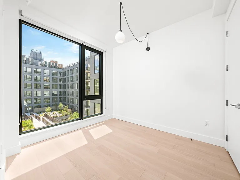 218 Front St #2316 — Photo 7