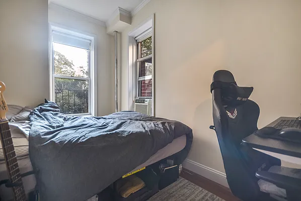 Rented by Compass | media 12