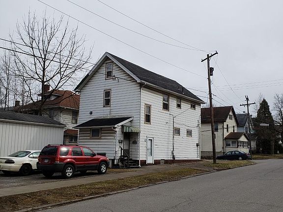 2nd image of 1760 Oakwood Ave #Top