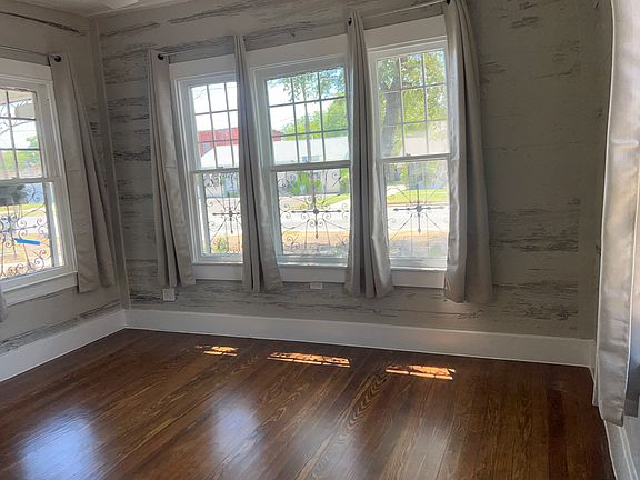 5th image of 815 Cincinnati Ave