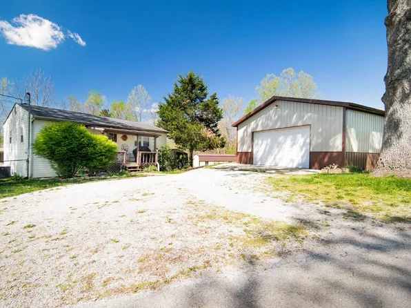 515 McArthur St, West Union, OH 45693