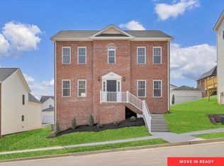 3715 Crescent Ridge Dr SW, Roanoke, VA 24018