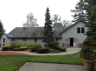 11 May St, Lunenburg, MA 01462