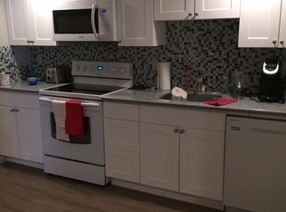 744 S Summit Ave, Bremerton, WA 98312