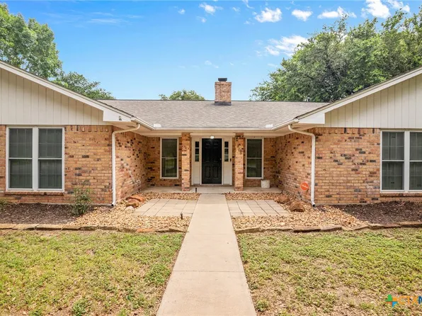 308 Woodway Dr, Victoria, TX 77904