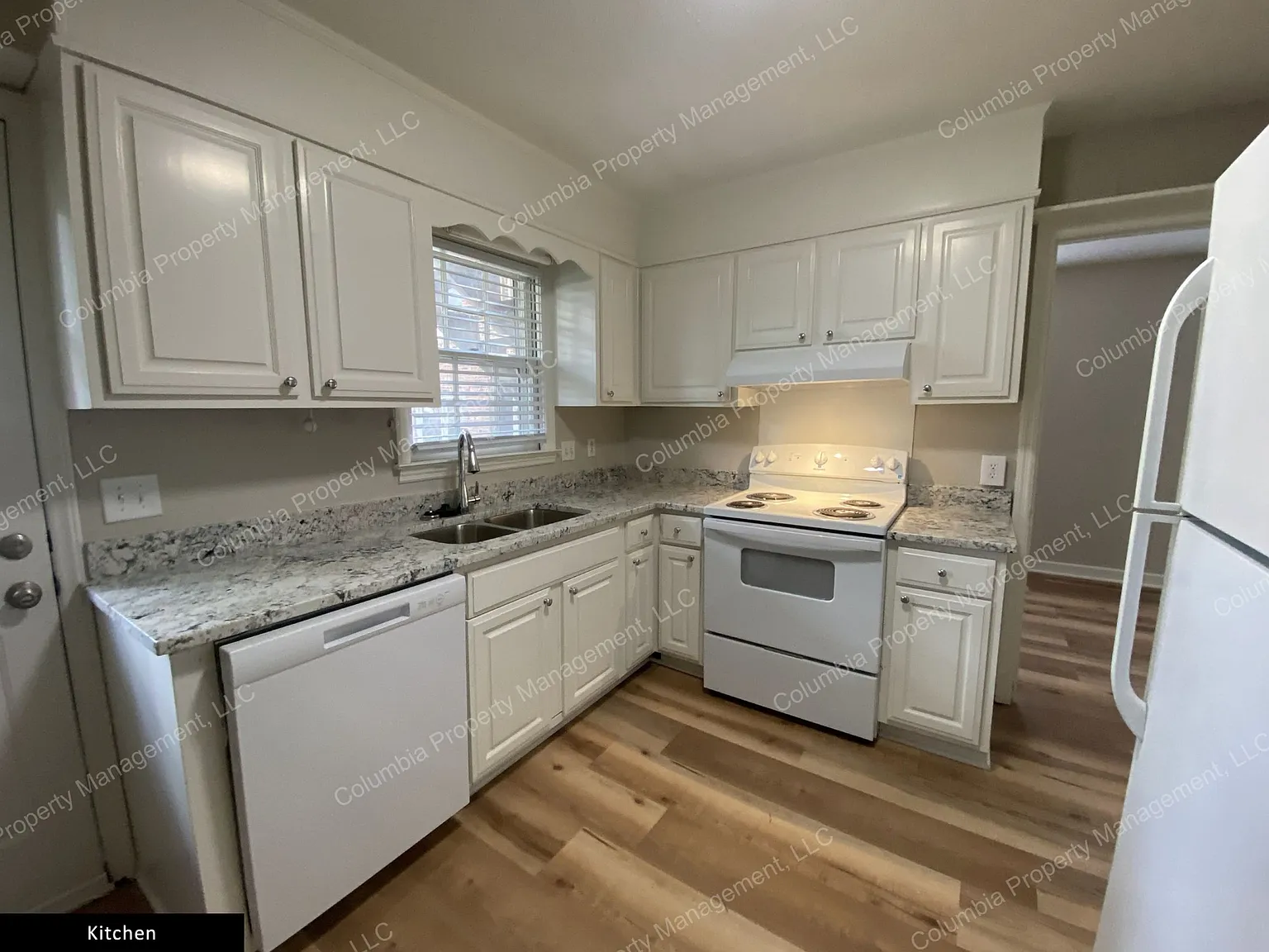 2 bed, 1100 sqft, $1,350 — Photo 4