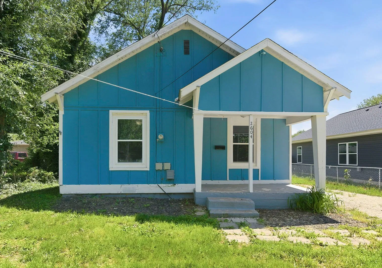 Charming & Move-In Ready! Updated 2-Bedroom Home with Covered Front Porch! — Photo 2