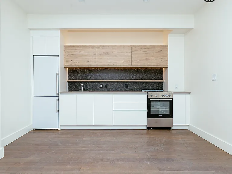 1068 Fulton St #7E — Photo 2