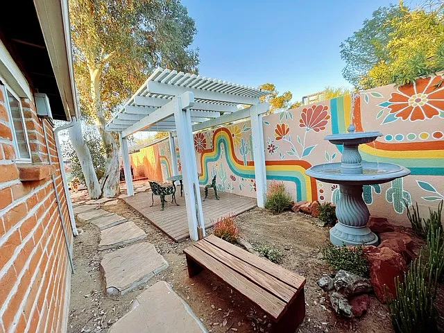 5211 E Lee St — Photo 15