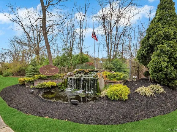 22 Beech Court #22, Selden, NY 11784