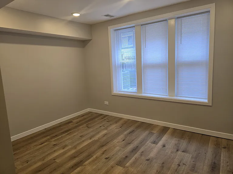 4852 S Wood St #1 — Photo 4
