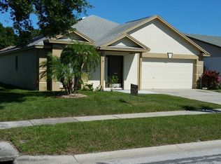 1523 Portsmouth Lake Dr, Brandon, FL 33511