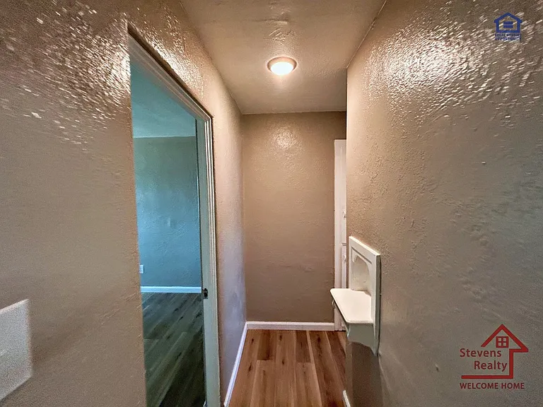 2323 NW Bell Ave — Photo 9
