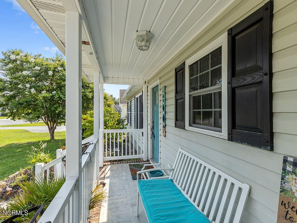 1st image of 106 Heron Court