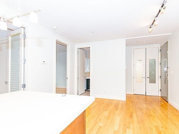 5th image of 28 Fayette St #2B