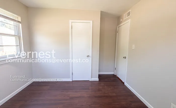200 Woodward Dr — Photo 23