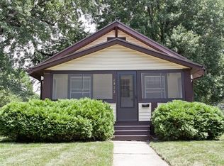 2533 B Ave NE, Cedar Rapids, IA 52402