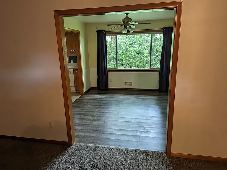 4433 Parkdale Ave NW — Photo 10