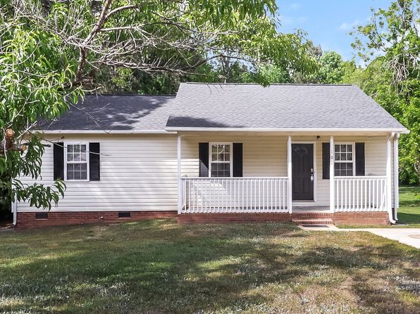 103 Doree Ln