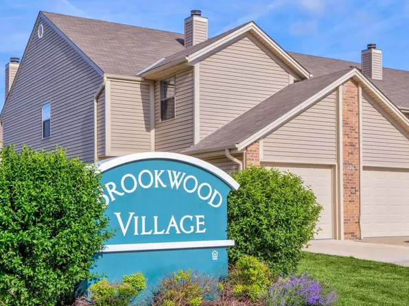 Brookwood Village Townhomes
