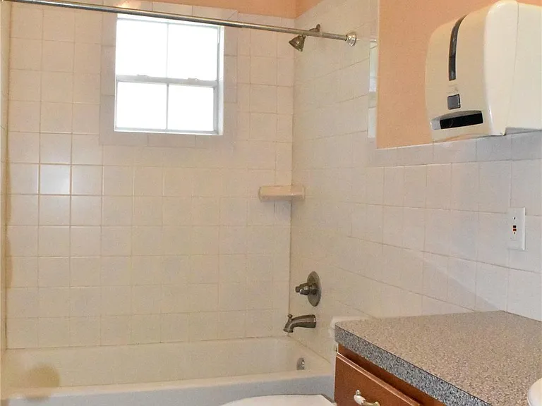 8535 Parkette Dr — Photo 23