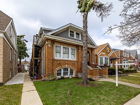 3rd image of 3424 S 59th Ct
