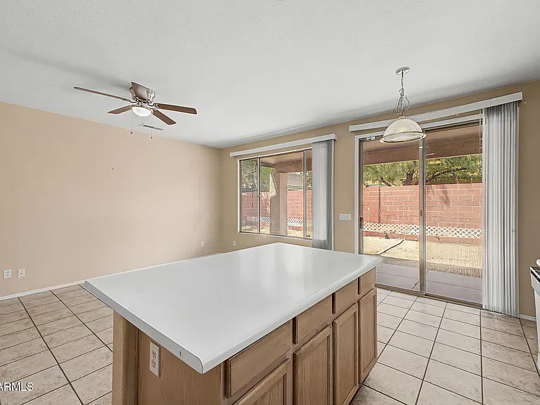 6622 W Golden Ln — Photo 16
