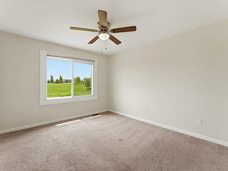 15826 Farm Hill Dr — Photo 14
