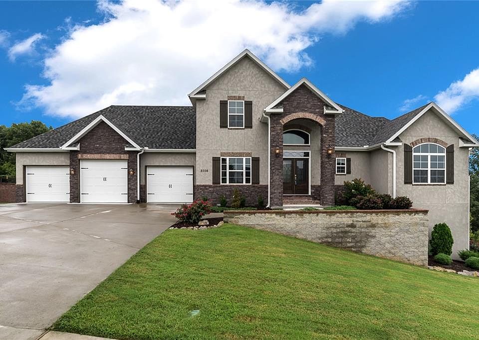 1st image of 3506 NW Creekstone Cv
