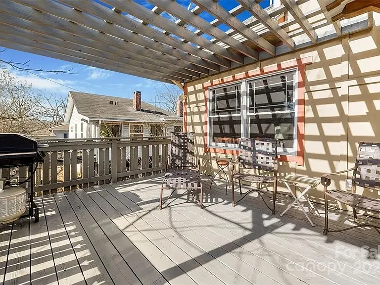 14 Drake St — Photo 12