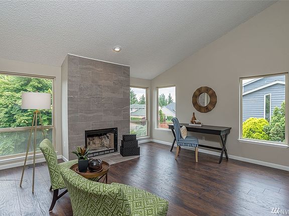 4th image of 3614 Northshore Blvd NE
