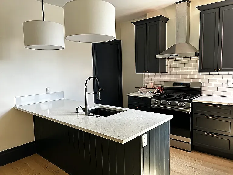 843 Spring Garden Ave — Photo 4