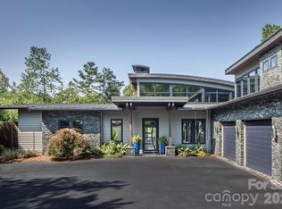 32 Brookline Dr, Asheville, NC 28803