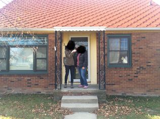 203 Kipling Blvd, Lansing, MI 48912