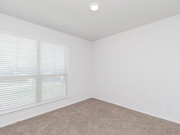2404 Freddie L. Nichols Sr. Dr — Photo 27