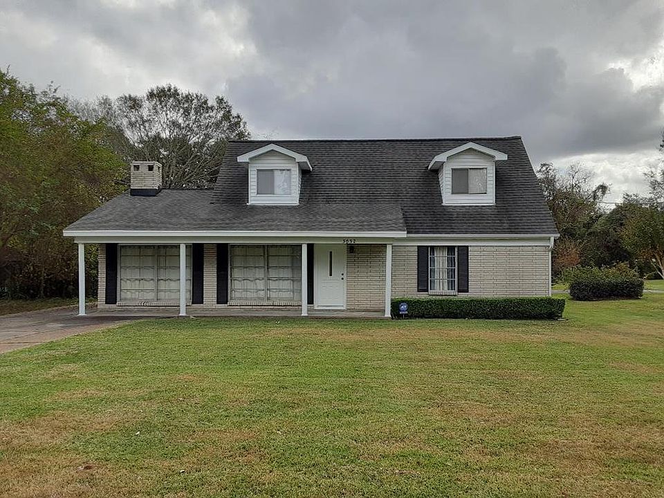1st image of 3032 Mimosa St
