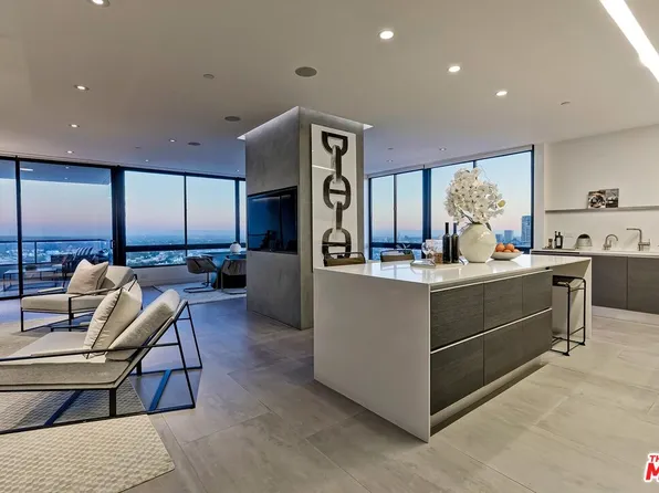 10350 Wilshire Blvd APT 1704, Los Angeles, CA 90024