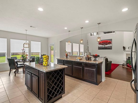 4th image of 9939 Clear Diamond Dr