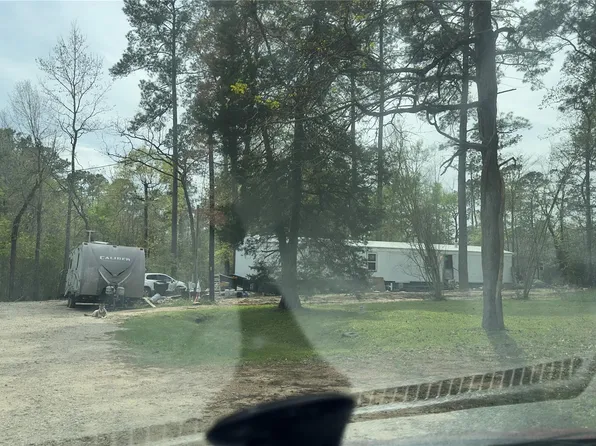 15569 Aspen Dr, Montgomery, TX 77356