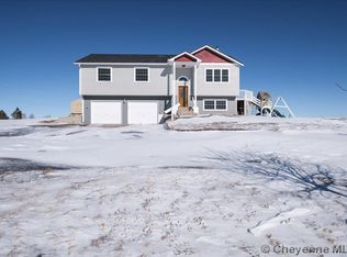 810 Scott Dr, Cheyenne, WY 82007