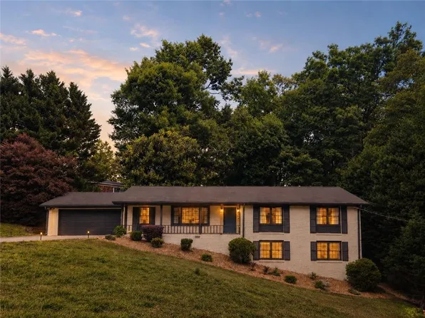 4110 Ashwoody Trl NE, Atlanta, GA 30319