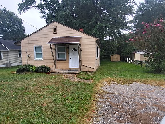 2nd image of 1203 Roanoke Ave