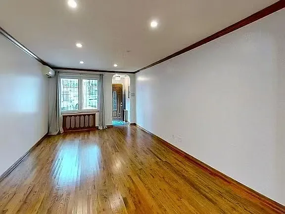 2 bed, 1.5 bath, 1000 sqft, $3,000 — Photo 3