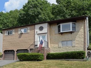 50 Highview Ter, Dover, NJ 07801